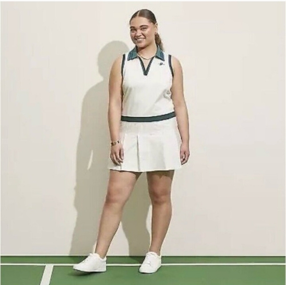 Classic White Sleeveless Polo Tennis Dress with Navy Trim